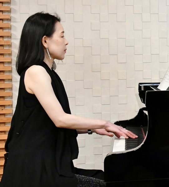 大山 歌葉美 (おおやま かよみ)